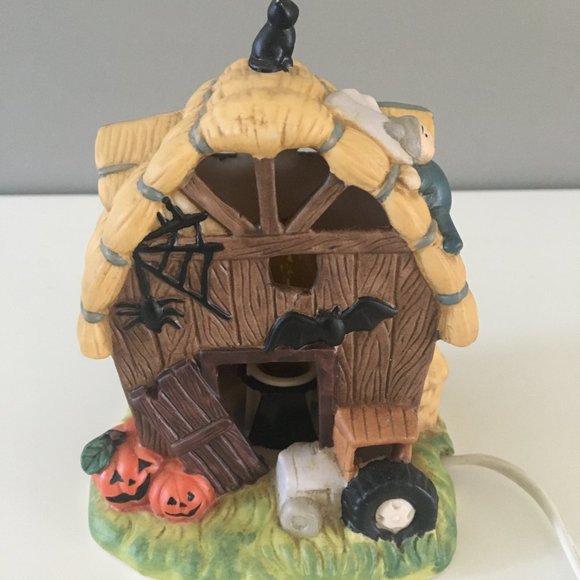 Brinn's Hand Painted Porcelain Bisque Halloween Haunted House Night Light Works - Picture 6 of 10